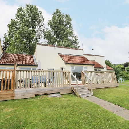 9 Manorcombe Bungalows Callington Exterior photo