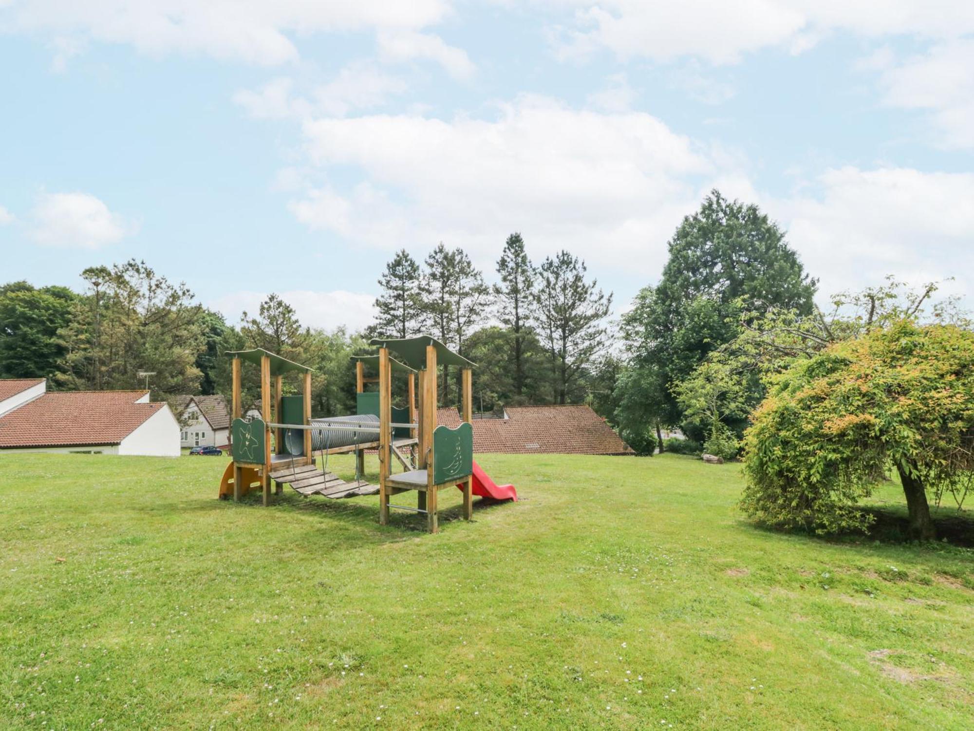 9 Manorcombe Bungalows Callington Exterior photo